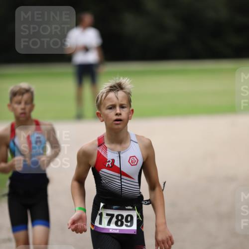 30.08.2026 - Elbe Triathlon Hamburg Antke Förster http://msf.ph/oto/10108098 30.08.2026 12:57:56 Laufen 1789 meine-sportfotos.de