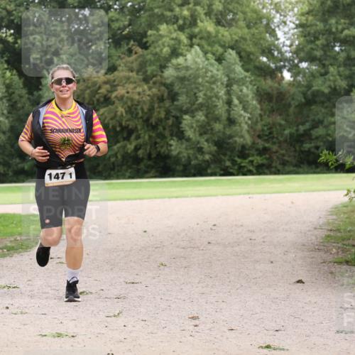 30.08.2026 - Elbe Triathlon Hamburg Antke Förster http://msf.ph/oto/10108103 30.08.2026 14:29:05 Laufen 1471 meine-sportfotos.de