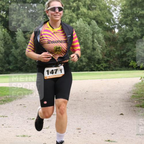 30.08.2026 - Elbe Triathlon Hamburg Antke Förster http://msf.ph/oto/10108107 30.08.2026 14:29:07 Laufen 1471 meine-sportfotos.de