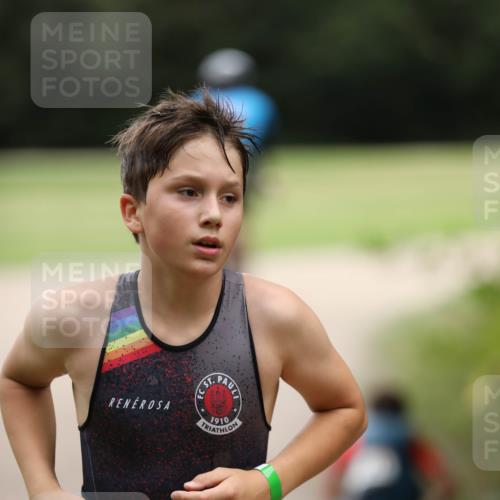 30.08.2026 - Elbe Triathlon Hamburg Antke Förster http://msf.ph/oto/10108124 30.08.2026 12:58:33 Laufen 1910, 1773 meine-sportfotos.de
