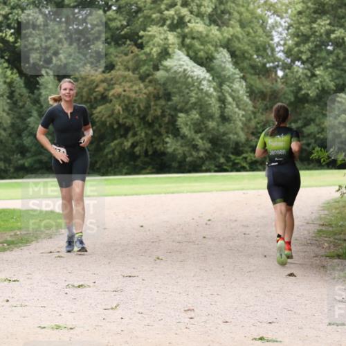 30.08.2026 - Elbe Triathlon Hamburg Antke Förster http://msf.ph/oto/10108131 30.08.2026 14:29:58 Laufen  meine-sportfotos.de