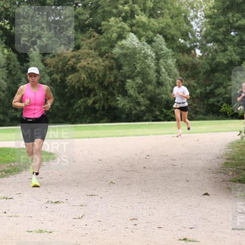 30.08.2026 - Elbe Triathlon Hamburg Antke Förster http://msf.ph/oto/10108145 30.08.2026 14:30:13 Laufen  meine-sportfotos.de