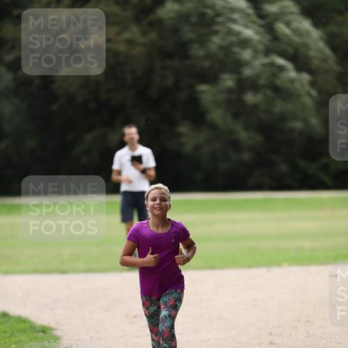 30.08.2026 - Elbe Triathlon Hamburg Antke Förster http://msf.ph/oto/10108148 30.08.2026 12:59:32 Laufen  meine-sportfotos.de