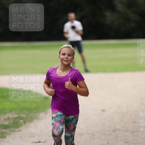 30.08.2026 - Elbe Triathlon Hamburg Antke Förster http://msf.ph/oto/10108152 30.08.2026 12:59:33 Laufen  meine-sportfotos.de