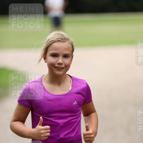 30.08.2026 - Elbe Triathlon Hamburg Antke Förster http://msf.ph/oto/10108158 30.08.2026 12:59:35 Laufen  meine-sportfotos.de