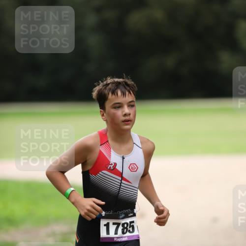 30.08.2026 - Elbe Triathlon Hamburg Antke Förster http://msf.ph/oto/10108166 30.08.2026 13:00:43 Laufen 1785 meine-sportfotos.de