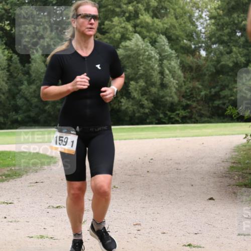 30.08.2026 - Elbe Triathlon Hamburg Antke Förster http://msf.ph/oto/10108169 30.08.2026 14:30:22 Laufen 159, 1, 28 meine-sportfotos.de