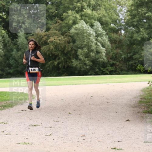 30.08.2026 - Elbe Triathlon Hamburg Antke Förster http://msf.ph/oto/10108173 30.08.2026 14:30:36 Laufen 1351 meine-sportfotos.de