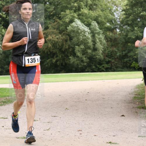 30.08.2026 - Elbe Triathlon Hamburg Antke Förster http://msf.ph/oto/10108181 30.08.2026 14:30:38 Laufen 1351 meine-sportfotos.de