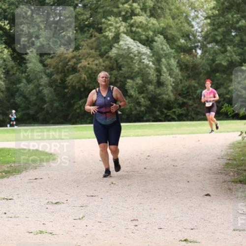 30.08.2026 - Elbe Triathlon Hamburg Antke Förster http://msf.ph/oto/10108185 30.08.2026 14:30:49 Laufen  meine-sportfotos.de