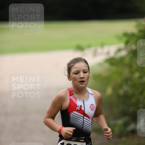 30.08.2026 - Elbe Triathlon Hamburg Antke Förster http://msf.ph/oto/10108188 30.08.2026 13:01:42 Laufen 1866 meine-sportfotos.de
