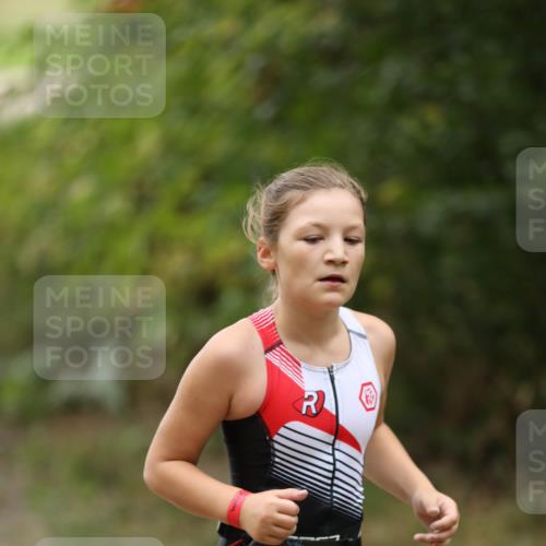30.08.2026 - Elbe Triathlon Hamburg Antke Förster http://msf.ph/oto/10108190 30.08.2026 13:01:42 Laufen 1866 meine-sportfotos.de