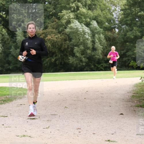 30.08.2026 - Elbe Triathlon Hamburg Antke Förster http://msf.ph/oto/10108213 30.08.2026 14:31:01 Laufen  meine-sportfotos.de