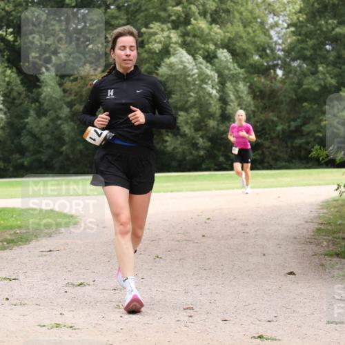 30.08.2026 - Elbe Triathlon Hamburg Antke Förster http://msf.ph/oto/10108215 30.08.2026 14:31:02 Laufen  meine-sportfotos.de