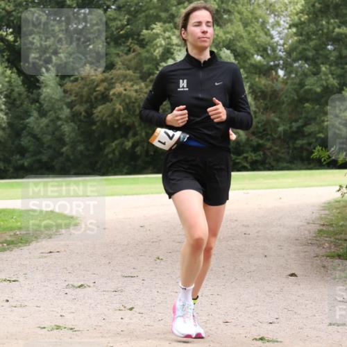 30.08.2026 - Elbe Triathlon Hamburg Antke Förster http://msf.ph/oto/10108217 30.08.2026 14:31:03 Laufen 71 meine-sportfotos.de