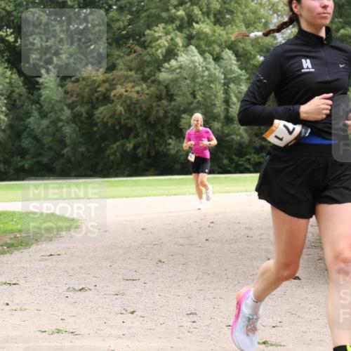 30.08.2026 - Elbe Triathlon Hamburg Antke Förster http://msf.ph/oto/10108219 30.08.2026 14:31:03 Laufen  meine-sportfotos.de