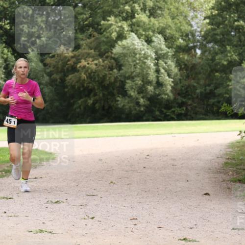 30.08.2026 - Elbe Triathlon Hamburg Antke Förster http://msf.ph/oto/10108225 30.08.2026 14:31:08 Laufen 45, 1 meine-sportfotos.de
