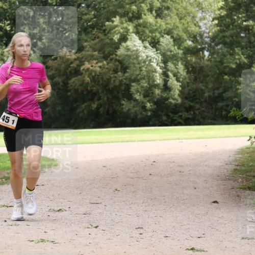30.08.2026 - Elbe Triathlon Hamburg Antke Förster http://msf.ph/oto/10108227 30.08.2026 14:31:09 Laufen 45, 1 meine-sportfotos.de