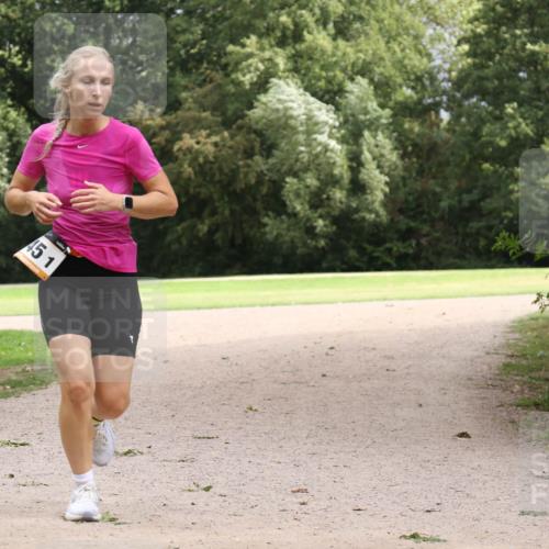 30.08.2026 - Elbe Triathlon Hamburg Antke Förster http://msf.ph/oto/10108229 30.08.2026 14:31:10 Laufen 45, 1 meine-sportfotos.de