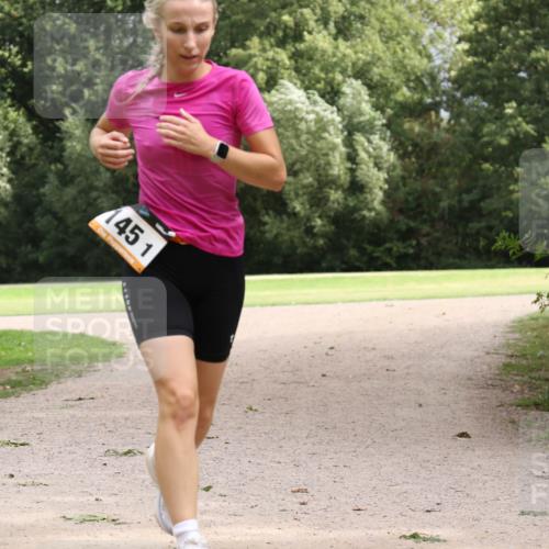 30.08.2026 - Elbe Triathlon Hamburg Antke Förster http://msf.ph/oto/10108231 30.08.2026 14:31:10 Laufen 451 meine-sportfotos.de