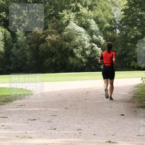 30.08.2026 - Elbe Triathlon Hamburg Antke Förster http://msf.ph/oto/10108237 30.08.2026 14:31:26 Laufen  meine-sportfotos.de