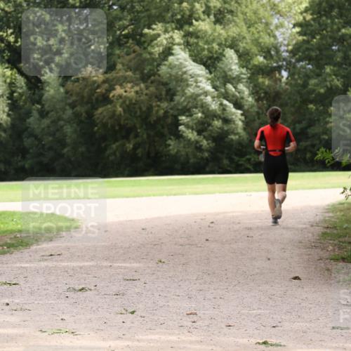 30.08.2026 - Elbe Triathlon Hamburg Antke Förster http://msf.ph/oto/10108239 30.08.2026 14:31:27 Laufen 2026 meine-sportfotos.de