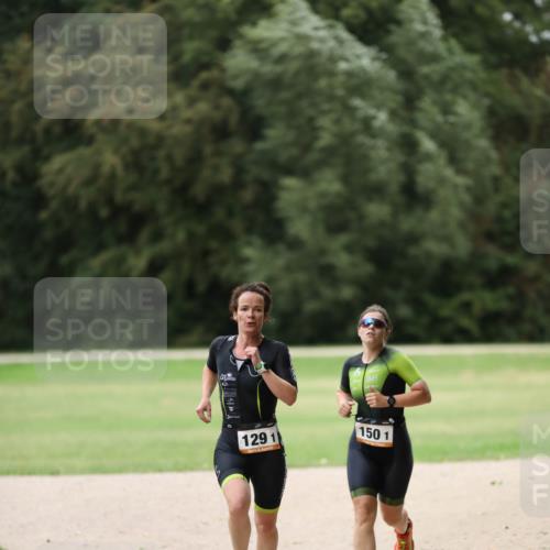 30.08.2026 - Elbe Triathlon Hamburg Antke Förster http://msf.ph/oto/10108274 30.08.2026 14:23:51 Laufen 129, 1, 150, 1 meine-sportfotos.de