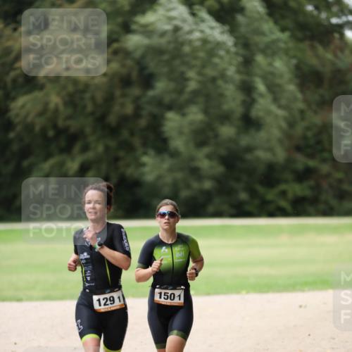 30.08.2026 - Elbe Triathlon Hamburg Antke Förster http://msf.ph/oto/10108276 30.08.2026 14:23:52 Laufen 129, 1501 meine-sportfotos.de