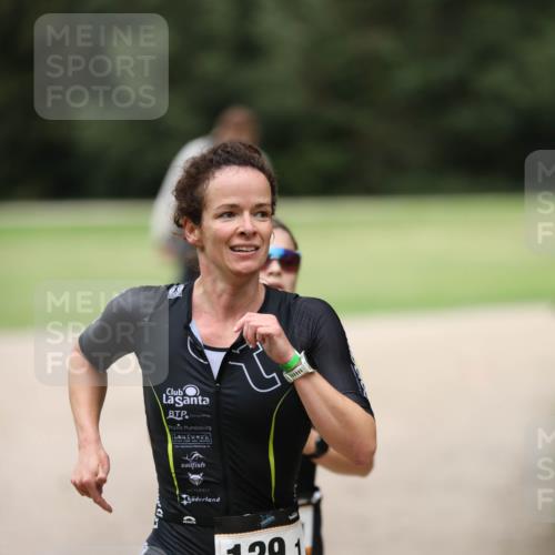 30.08.2026 - Elbe Triathlon Hamburg Antke Förster http://msf.ph/oto/10108284 30.08.2026 14:23:55 Laufen 2, 1291 meine-sportfotos.de