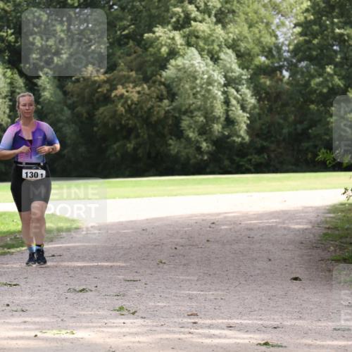 30.08.2026 - Elbe Triathlon Hamburg Antke Förster http://msf.ph/oto/10108285 30.08.2026 14:33:07 Laufen 1301 meine-sportfotos.de