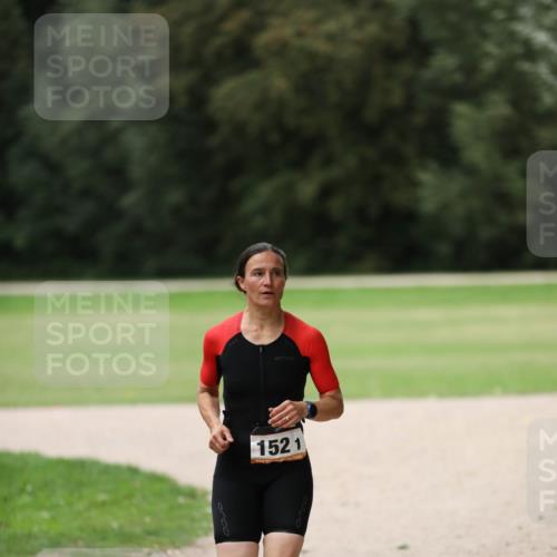 30.08.2026 - Elbe Triathlon Hamburg Antke Förster http://msf.ph/oto/10108298 30.08.2026 14:24:40 Laufen 1521 meine-sportfotos.de