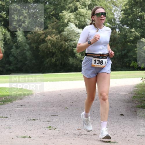 30.08.2026 - Elbe Triathlon Hamburg Antke Förster http://msf.ph/oto/10108321 30.08.2026 14:34:07 Laufen 2, 1381, 7 meine-sportfotos.de