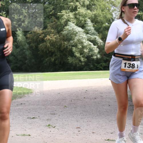 30.08.2026 - Elbe Triathlon Hamburg Antke Förster http://msf.ph/oto/10108323 30.08.2026 14:34:08 Laufen 1381, 7 meine-sportfotos.de