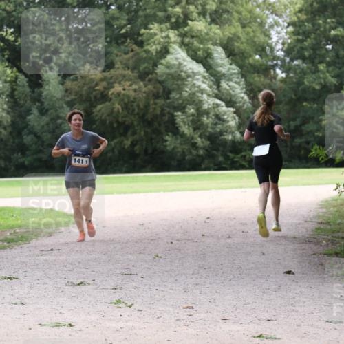 30.08.2026 - Elbe Triathlon Hamburg Antke Förster http://msf.ph/oto/10108325 30.08.2026 14:34:21 Laufen 141, 1 meine-sportfotos.de