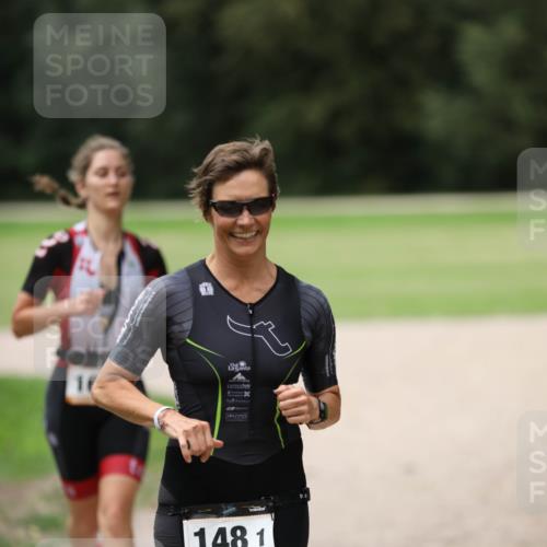 30.08.2026 - Elbe Triathlon Hamburg Antke Förster http://msf.ph/oto/10108328 30.08.2026 14:25:26 Laufen 1481 meine-sportfotos.de