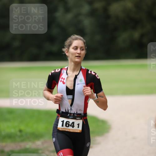 30.08.2026 - Elbe Triathlon Hamburg Antke Förster http://msf.ph/oto/10108330 30.08.2026 14:25:27 Laufen 3, 1641 meine-sportfotos.de