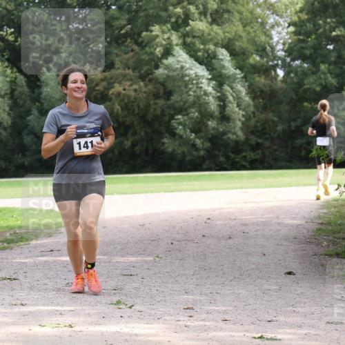 30.08.2026 - Elbe Triathlon Hamburg Antke Förster http://msf.ph/oto/10108333 30.08.2026 14:34:23 Laufen 141 meine-sportfotos.de