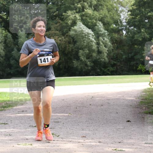 30.08.2026 - Elbe Triathlon Hamburg Antke Förster http://msf.ph/oto/10108335 30.08.2026 14:34:24 Laufen 141 meine-sportfotos.de