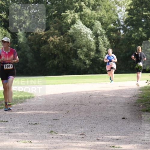 30.08.2026 - Elbe Triathlon Hamburg Antke Förster http://msf.ph/oto/10108343 30.08.2026 14:36:58 Laufen 1601 meine-sportfotos.de