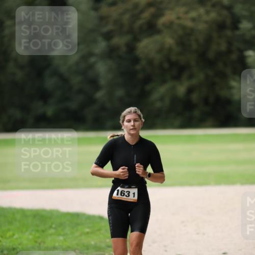 30.08.2026 - Elbe Triathlon Hamburg Antke Förster http://msf.ph/oto/10108350 30.08.2026 14:26:02 Laufen 163, 1 meine-sportfotos.de