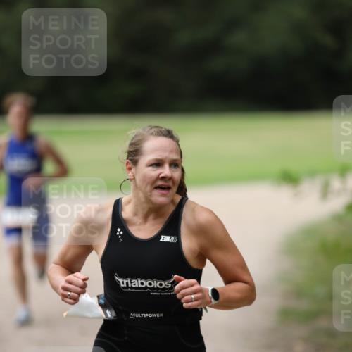 30.08.2026 - Elbe Triathlon Hamburg Antke Förster http://msf.ph/oto/10108368 30.08.2026 14:26:14 Laufen 3, 23 meine-sportfotos.de