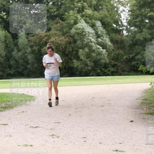 30.08.2026 - Elbe Triathlon Hamburg Antke Förster http://msf.ph/oto/10108369 30.08.2026 14:44:43 Laufen 1431 meine-sportfotos.de