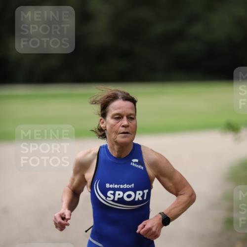 30.08.2026 - Elbe Triathlon Hamburg Antke Förster http://msf.ph/oto/10108380 30.08.2026 14:26:18 Laufen 131, 1, 1 meine-sportfotos.de