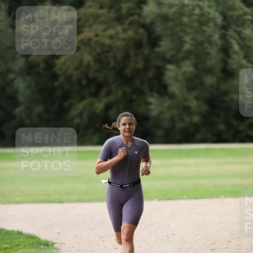 30.08.2026 - Elbe Triathlon Hamburg Antke Förster http://msf.ph/oto/10108384 30.08.2026 14:26:54 Laufen  meine-sportfotos.de
