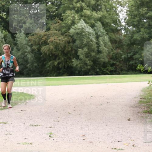 30.08.2026 - Elbe Triathlon Hamburg Antke Förster http://msf.ph/oto/10108401 30.08.2026 14:57:38 Laufen  meine-sportfotos.de