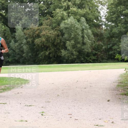 30.08.2026 - Elbe Triathlon Hamburg Antke Förster http://msf.ph/oto/10108403 30.08.2026 14:57:40 Laufen  meine-sportfotos.de