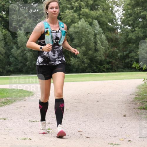 30.08.2026 - Elbe Triathlon Hamburg Antke Förster http://msf.ph/oto/10108409 30.08.2026 14:57:43 Laufen  meine-sportfotos.de