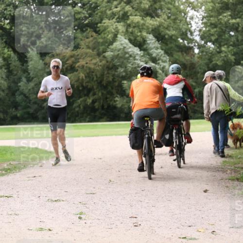 30.08.2026 - Elbe Triathlon Hamburg Antke Förster http://msf.ph/oto/10108413 30.08.2026 14:58:16 Laufen 2 meine-sportfotos.de