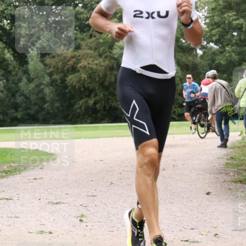 30.08.2026 - Elbe Triathlon Hamburg Antke Förster http://msf.ph/oto/10108423 30.08.2026 14:58:20 Laufen 2 meine-sportfotos.de