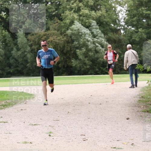 30.08.2026 - Elbe Triathlon Hamburg Antke Förster http://msf.ph/oto/10108425 30.08.2026 14:58:23 Laufen 3 meine-sportfotos.de